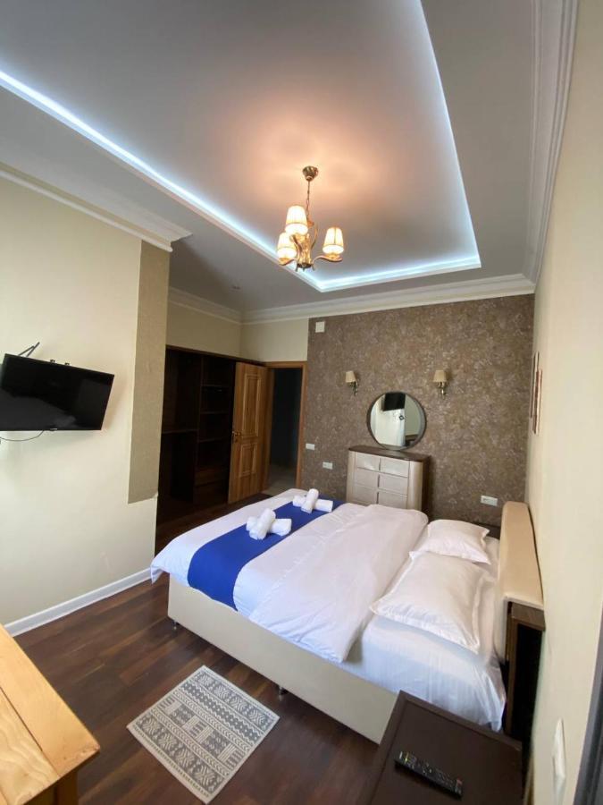 Guest House Kobuleti On Aghmashenebeli Eksteriør billede