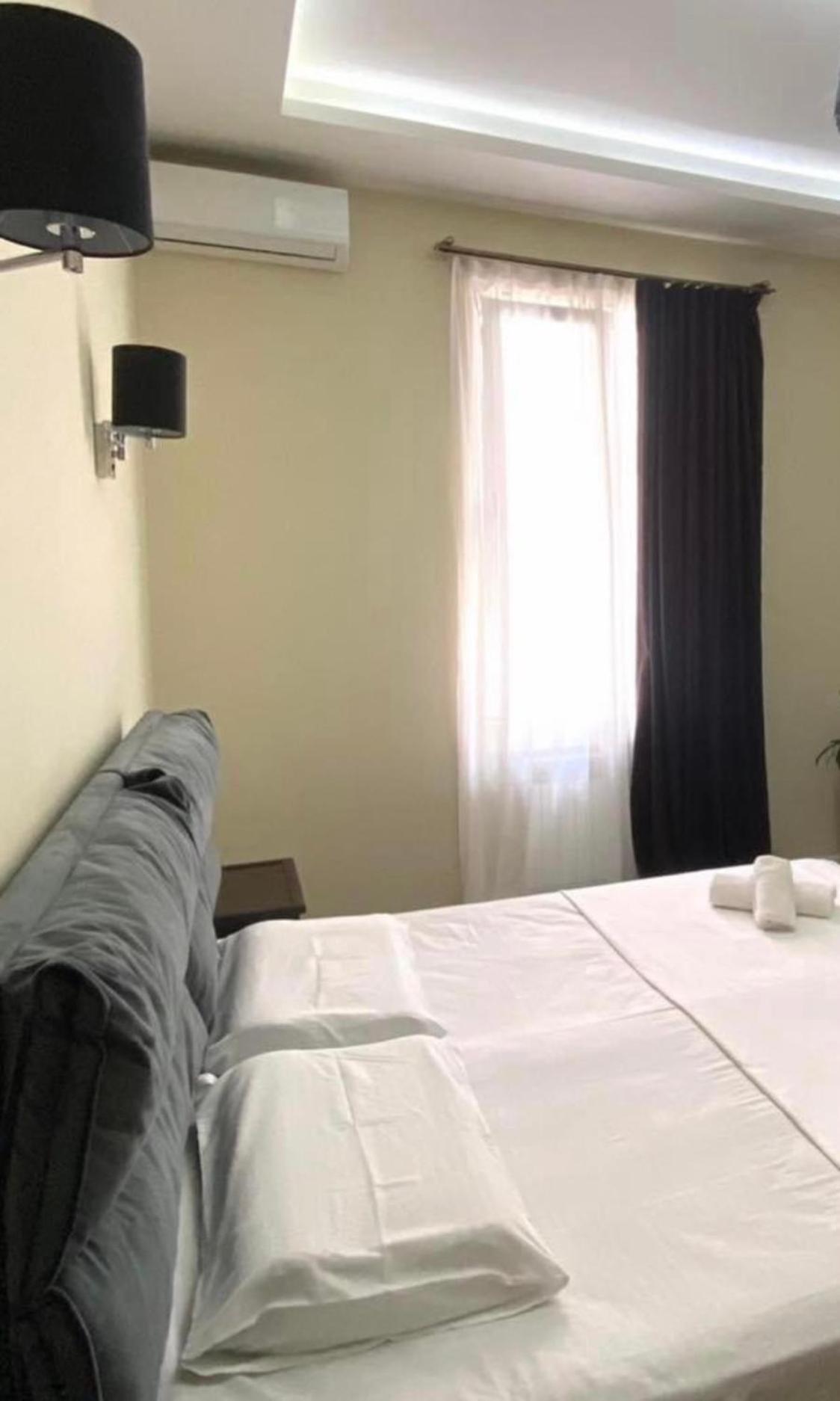 Guest House Kobuleti On Aghmashenebeli Eksteriør billede